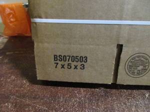 lot 50 image: Small Shipping Boxes