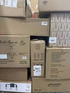 Pallet with assorted Lightning various Brands Models and conditions see Pictures