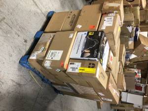 Lot of Mixed and Assorted Lighting Various Models, Sizes, and Conditions Customer Returns