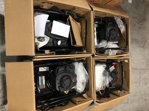 Lot of 4 20 in. 125 cc Briggs & Stratton Gas Walk Behind Push Mower by Murray Customer Returns See Pictures