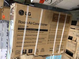 LG Electronics 24,500 BTU 230208-Volt Window Air Conditioner with Remote and ENERGY STAR in White Open box