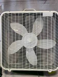 lot 51 image: AeroSpeed 3 Speed Fan 20 X 20