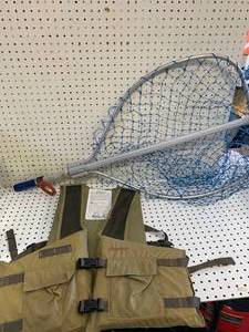 lot 72 image: Stearns Life Jacket & Fishnet