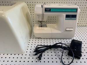 lot 79 image: Brother XR-35 Sewing Machine
