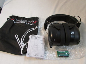 Noise Cancelling Head Phones (New)