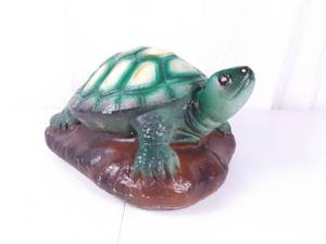 lot 18 image: Large 16 Long Painted CONCRETE Turtle Garden Statue