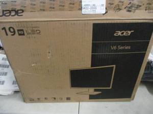 Acer V6 Series 19 monitor- powers ...