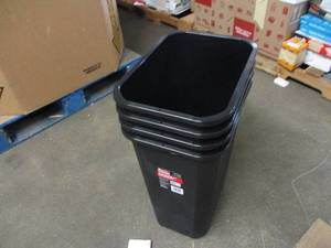 4 -10 Gallon Plastic Trash Bins re...