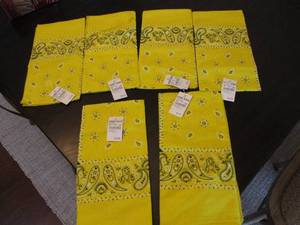 6 yellow Bandanas...