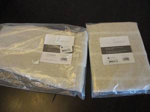 Clean Window Curtain Panels x2...