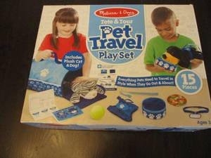Melissa and Doug Pet travel play set