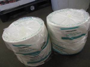500 Highmark Paper Plates...