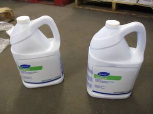 2 Gallons of Diversey Snapback Spra...
