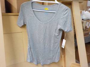 13 C and California Grey Tops size ...