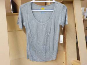 13 C and California Grey Tops size ...