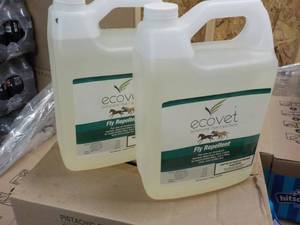 2 Gallon Jugs Ecovet Fly Repellent ...