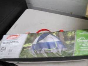 lot 14 image: coleman 6 person sundome tent ...