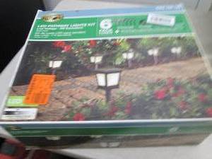 lot 124 image: hampton bay led 6 pack light kit op...
