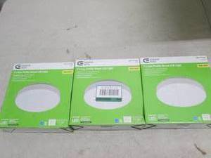 lot 140 image: 3 commercial electric 7 inch low pr...