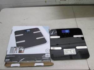 lot 208 image: better homes and garden body compos...