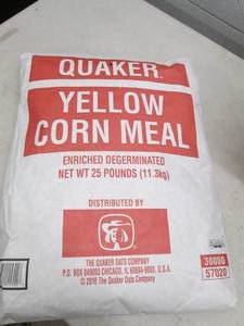 lot 257 image: quaker yellow corn meal 25 pounds o...