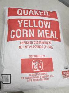 lot 260 image: quaker yellow corn meal 25 pounds o...