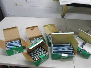 lot 295 image: 6 boxes of bolts and lag bolts ...