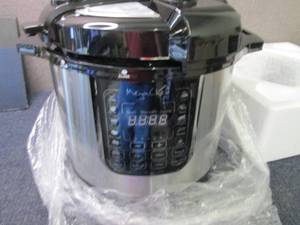MegaChef 8-Qt. Digital Pressure Coo...