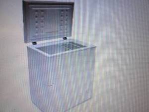 Arctic Wind 5.0 Cu. Ft. Chest Freez...