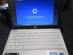 HP 11.6 HD Intel Celeron 4GB Memor...