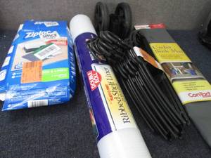 Hangers, Under Sink Mat, Ribbed She...
