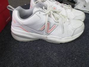 New Balance Womens 608v5 Crosstrai...