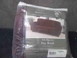 Kathy Ireland Day Break Sofa Slipco...
