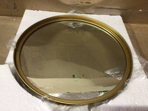 Modern 18 in. x 18 in. Round Frame Gold Wall Mirror&nbsp&nbsp&nbspCustomer Returns See Pictures