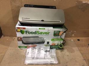 FoodSaver Multi-Use Food Preservation System with Built-In Handheld Sealer, Mult&nbsp&nbsp&nbspCustomer Returns See Pictures