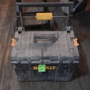 Dewalt Rolling Tool Box