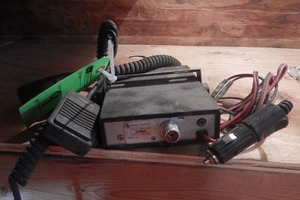 Uniden CB Radio