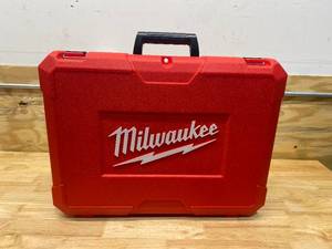 lot 111 image: MILWAUKEE M12 12-Volt Lithium-Ion Cordless HammerVac Universal Dust Extractor Kit.  Tool Only.