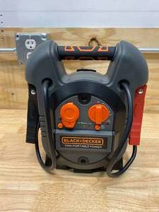 lot 118 image: BLACK & DECKER 700 Peak Amp Portable Car Jump Starter with 12-Volt DC outlet and USB Power