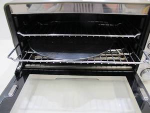 lot 511 image: Breville Smart Toaster OvenAir Fryer PRO - Stainless Steel - Model BOV900