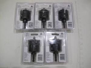 lot 556 image: 5-Pack Bosch HCD175 1-34 In. Daredevil� Wood Hole Saw with Arbor