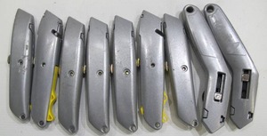 lot 561 image: Lot of 10 STANLEY Utility Knives