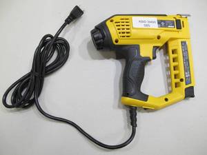 lot 585 image: DeWalt 5-in-1 Multi-Tacker and Brad Nailer