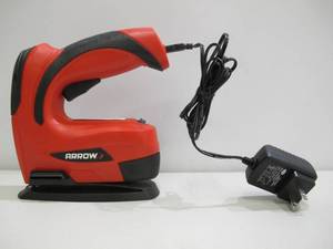 lot 592 image: Arrow E21 Cordless Electric Staple Gun