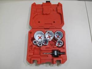 lot 593 image: Milwaukee Hole Dozer General Purpose Bi-Metal Hole Saw Set