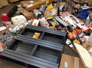 lot 41 image: Mix pallet of assorted hand tools, tool hardware, small home appliances (review pictures)