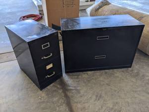 lot 910 image: Lot of (2) File Cabinets - 42 x 28 x 18 and 29 x 27 x 15 - NO SHIPPING