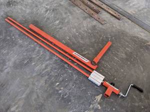 lot 912 image: Tradesman Tools Concrete Blanket Roller - NO SHIPPING