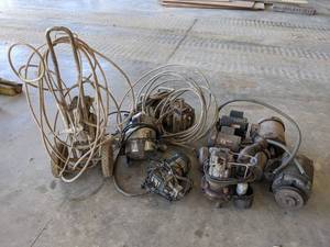lot 978 image: Large Lot of Paint Sprayers and Electric Motors - Untested - NO SHIPPING