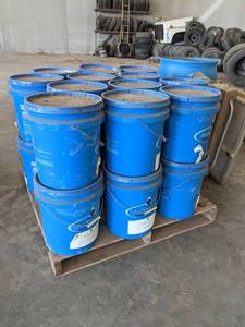 lot 991 image: PALLET LOT - (24) 5 Gallon Buckets Vertex  - NO SHIPPING